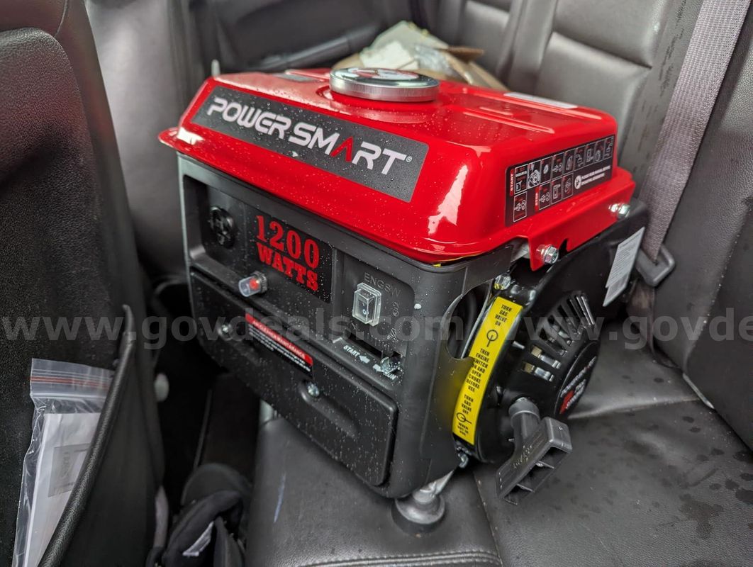 FREE SHIPPING – NEW 1200-Watt Portable Generator, Super Quiet, 37lb Lightweight, 5hr Runtime, 120V/12V