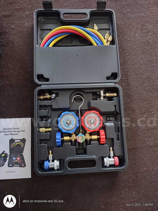 Free Shipping New 3.5 CFM 1/4 HP HVAC Vacuum Pump & Manifold Gauge Set Kit w/ Case