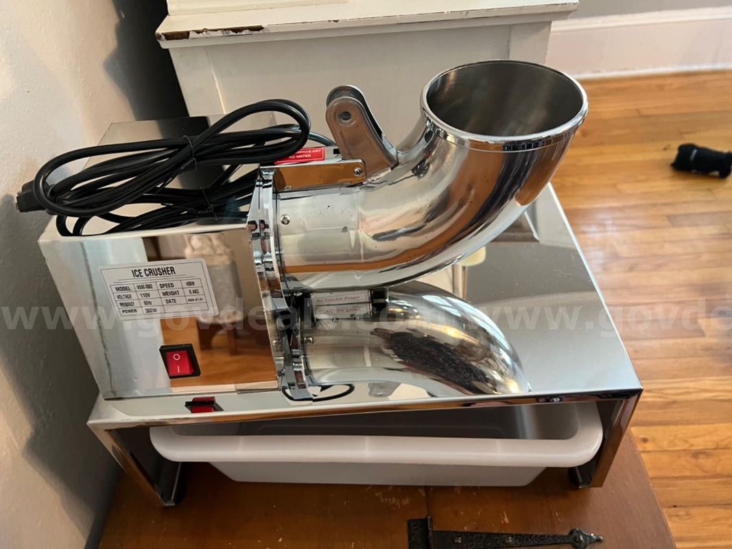 Ships Free New Factory Sealed 500LB/H Commercial Snow Cone Machine – 300W Shaved Ice Crusher