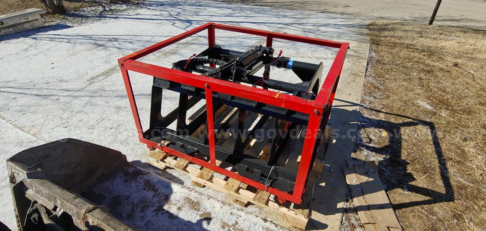 FREE SHIPPING New 48" Root Grapple Bucket – Universal SSQA 3000 PSI Hydraulic Cylinder