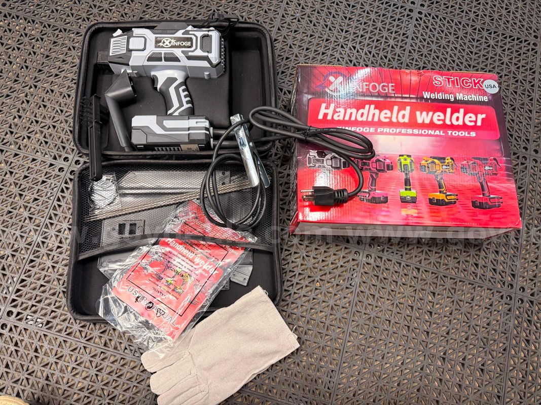 FREE SHIPPING New 110V Handheld ARC Welder LCD IGBT Inverter Kit 3/32–1/8 in Rods