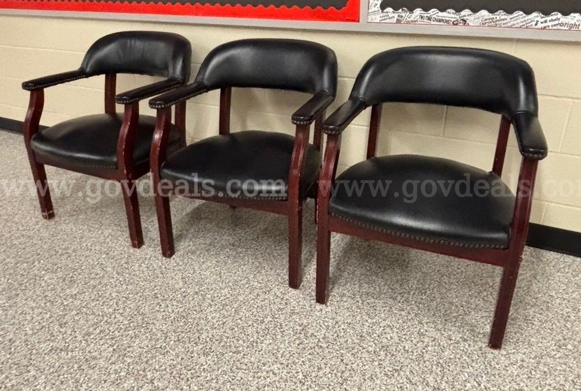 LOT of 9 Office Chairs