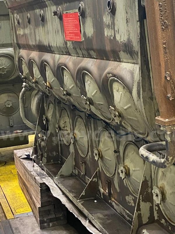 4 710 Engines for Scrap