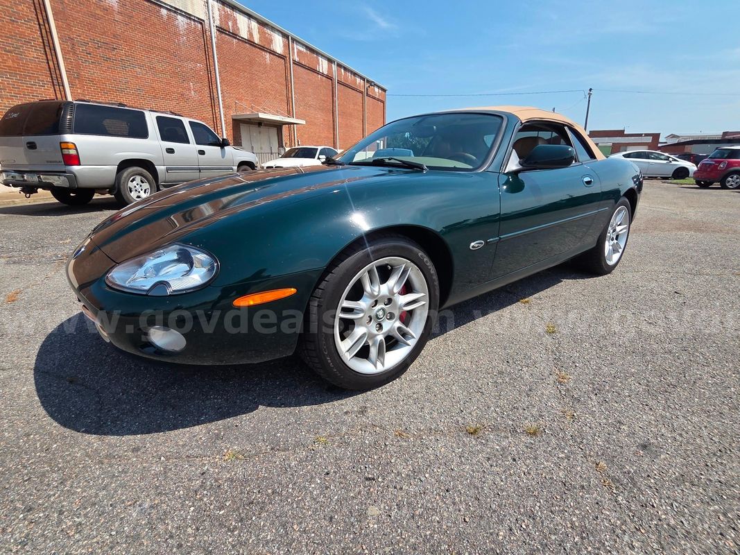2002 Jaguar XK-8