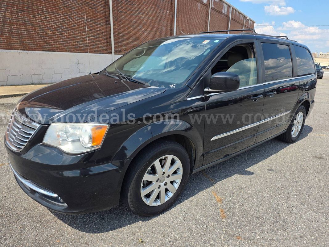 2015 Chrysler Town & Country Extended Touring