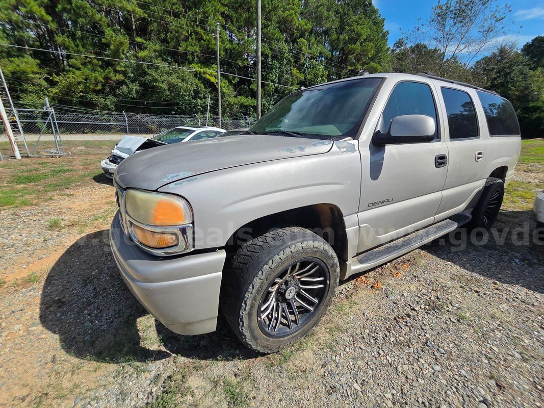 2005 GMC Yukon Denali XL