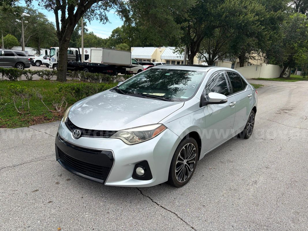 2015 Toyota Corolla S Plus 6MT