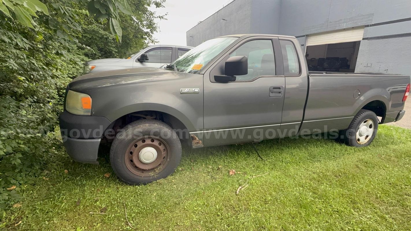 2006 Ford F-150 STX 2WD