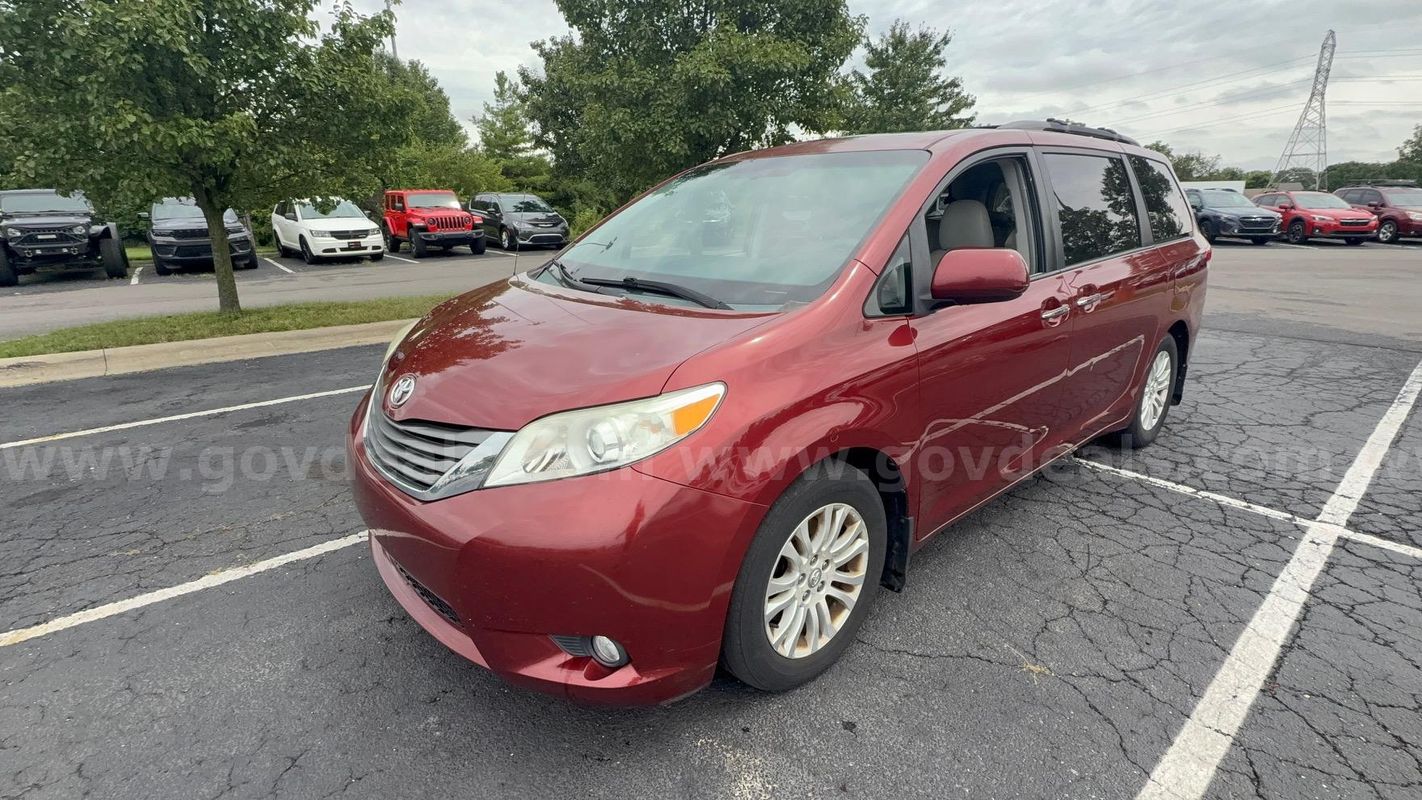 2012 Toyota Sienna