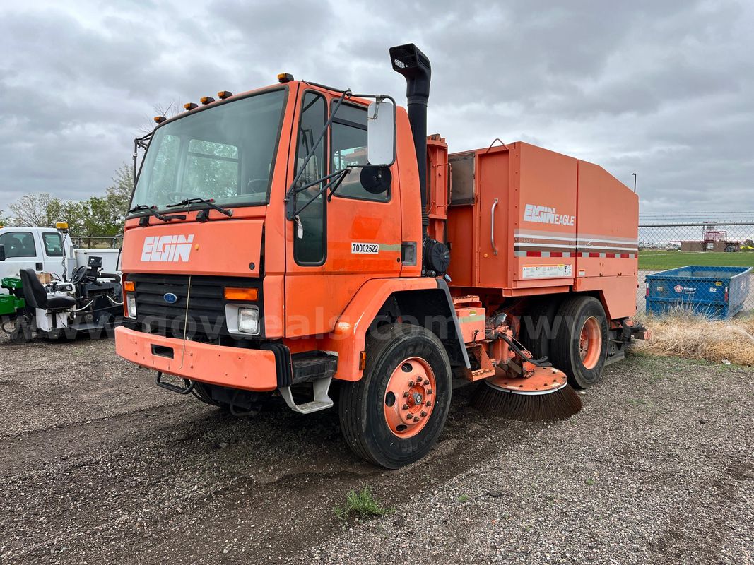 1997 Ford CF8000 Elgin Eagle Street Sweeper
