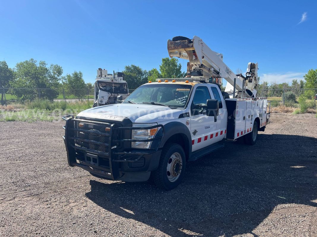 2011 Ford F-550 SD XL 4x4 Bucket Truck