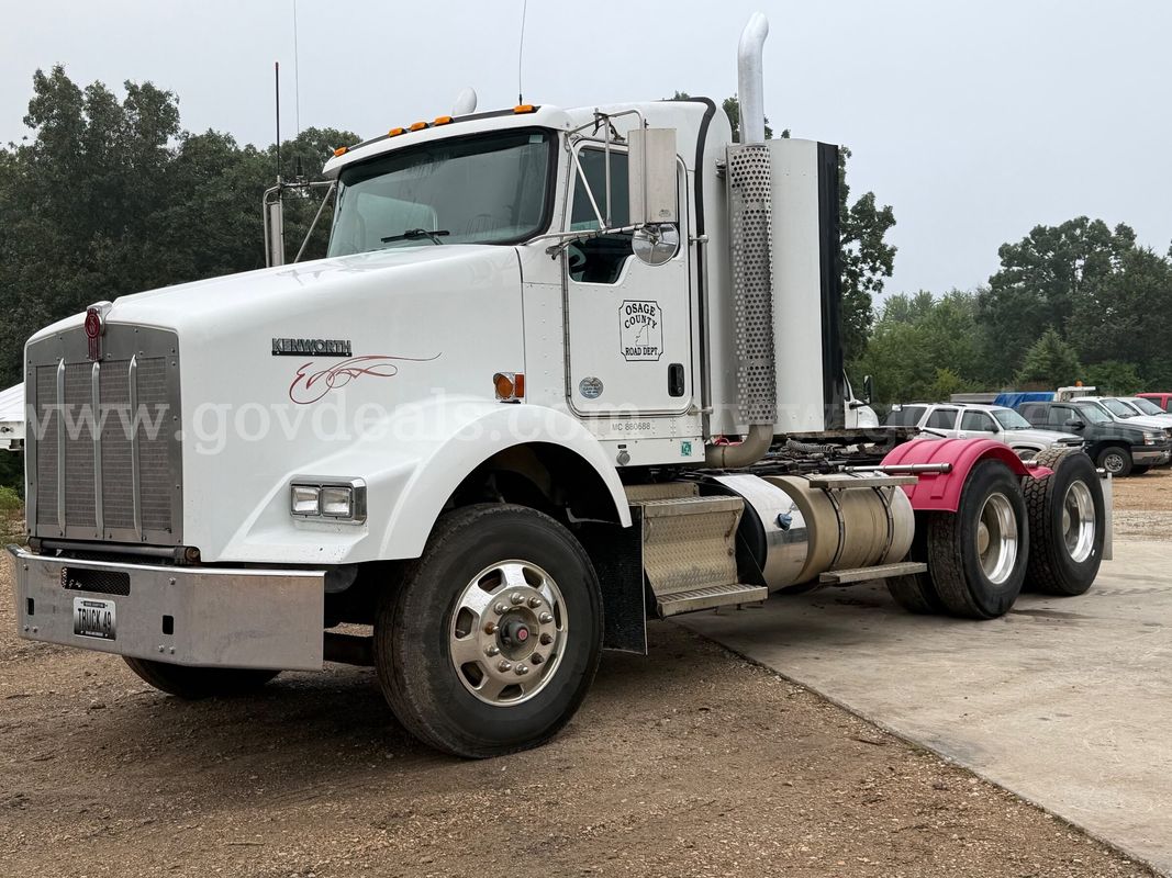 2015 Kenworth DayTractor