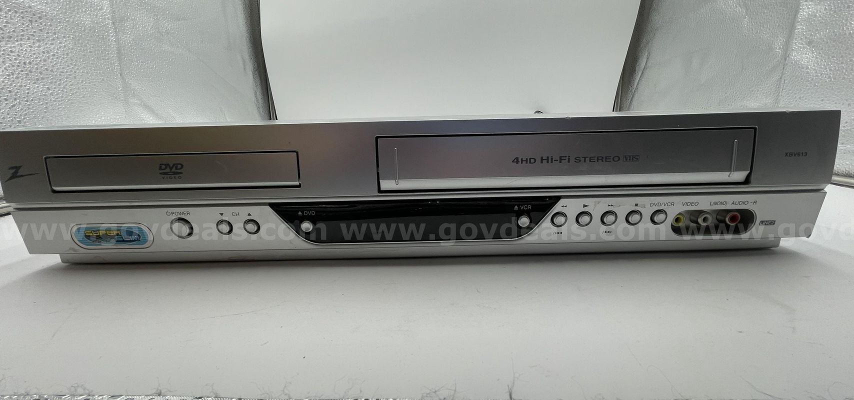Zenith XBV613 | DVD & 4-Head Hi-Fi Stereo VCR Combo