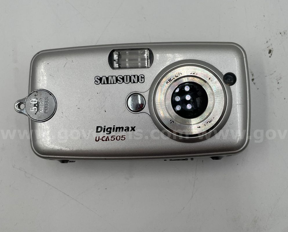 Samsung Digimax U-CA 505 Digital Camera