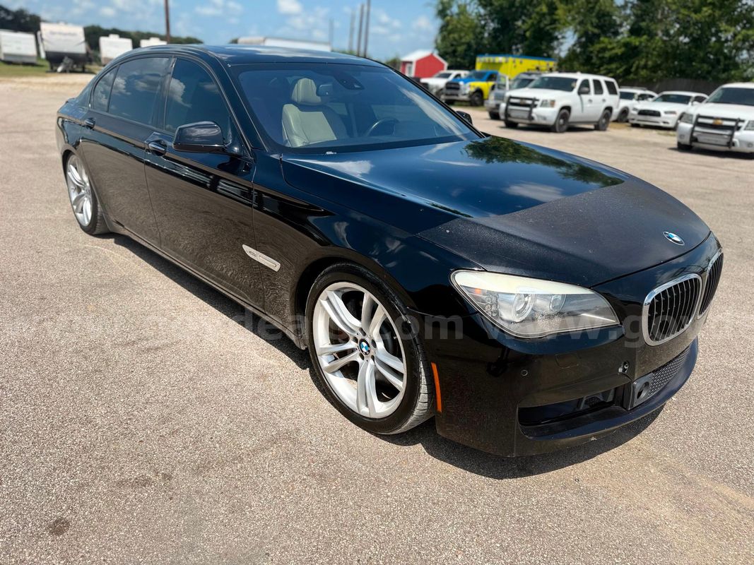 2011 BMW 750Li Luxury Sedan 4.8L Twin Turbo V8 – 167K Miles