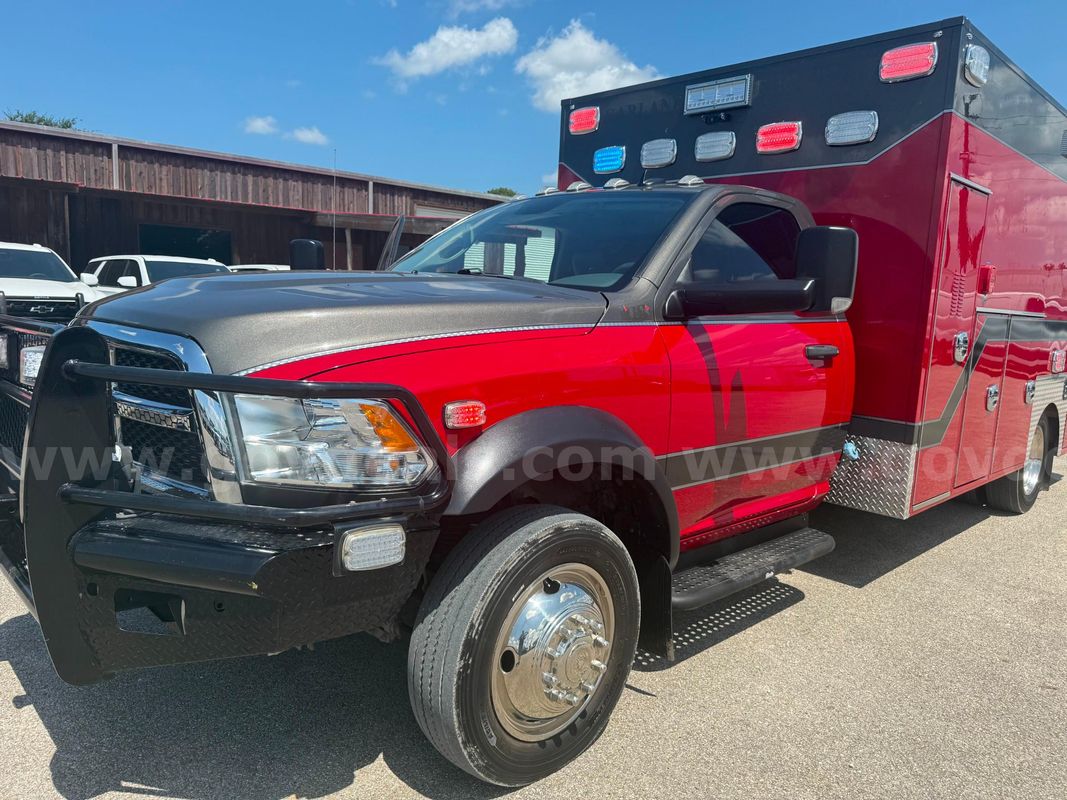 2018 RAM 550 Ambulance 6.7L Turbo Diesel | 123,580 Miles | Emergency Lights | Whelen Equipment | Runs & Drives