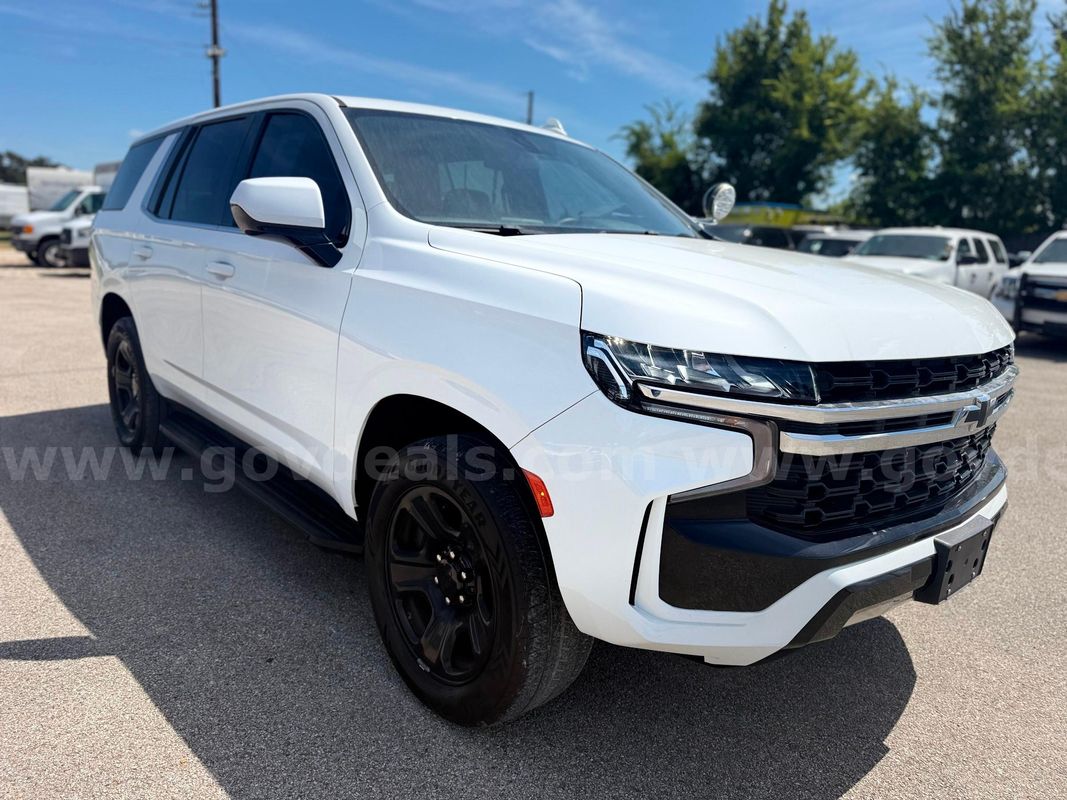 2021 Chevrolet Tahoe 5.3L V8 – 124K Miles – Runs & Drives Great – Cold A/C – No Warning Lights