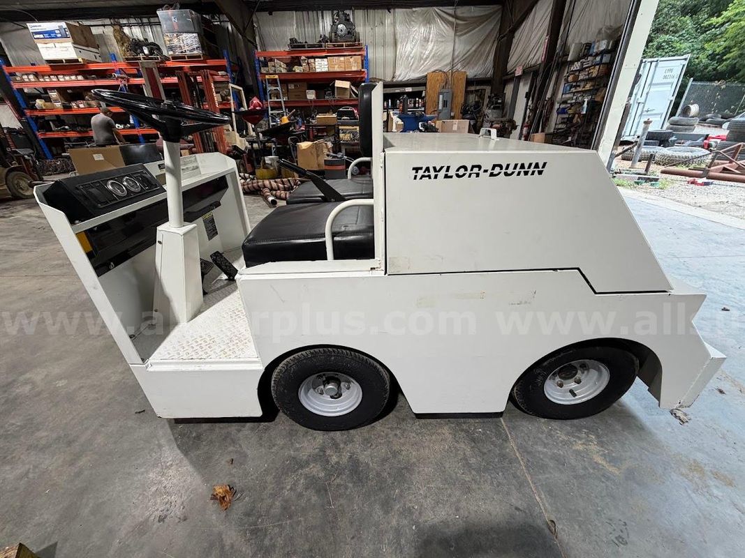 Taylor Dunn C420 36 Volt Tow Tractor