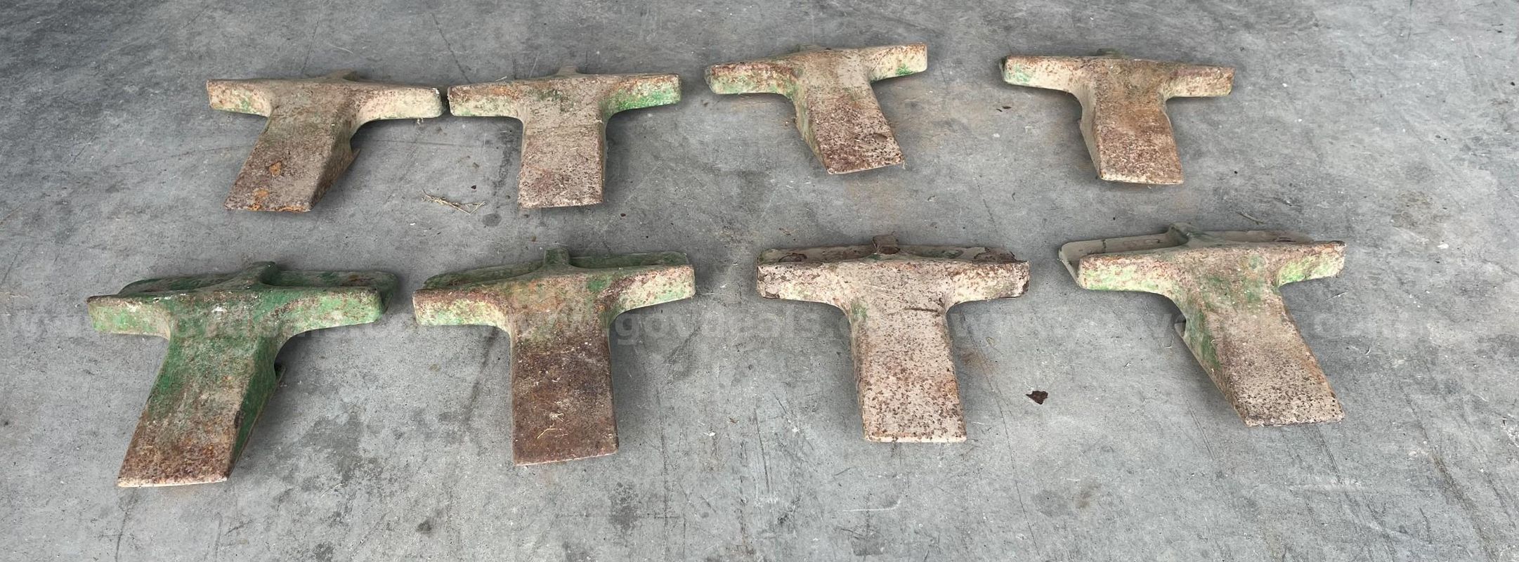 Lot of 8 John Deere W52238 Bucket Tooth