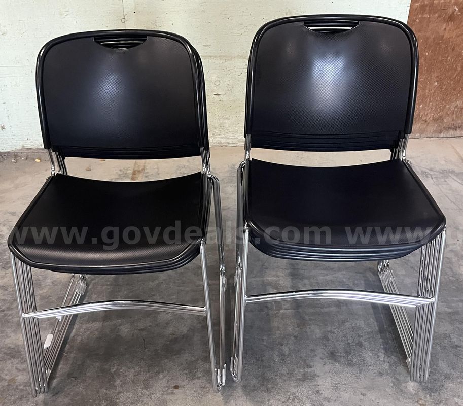 Lot of 9 Stackable Chairs