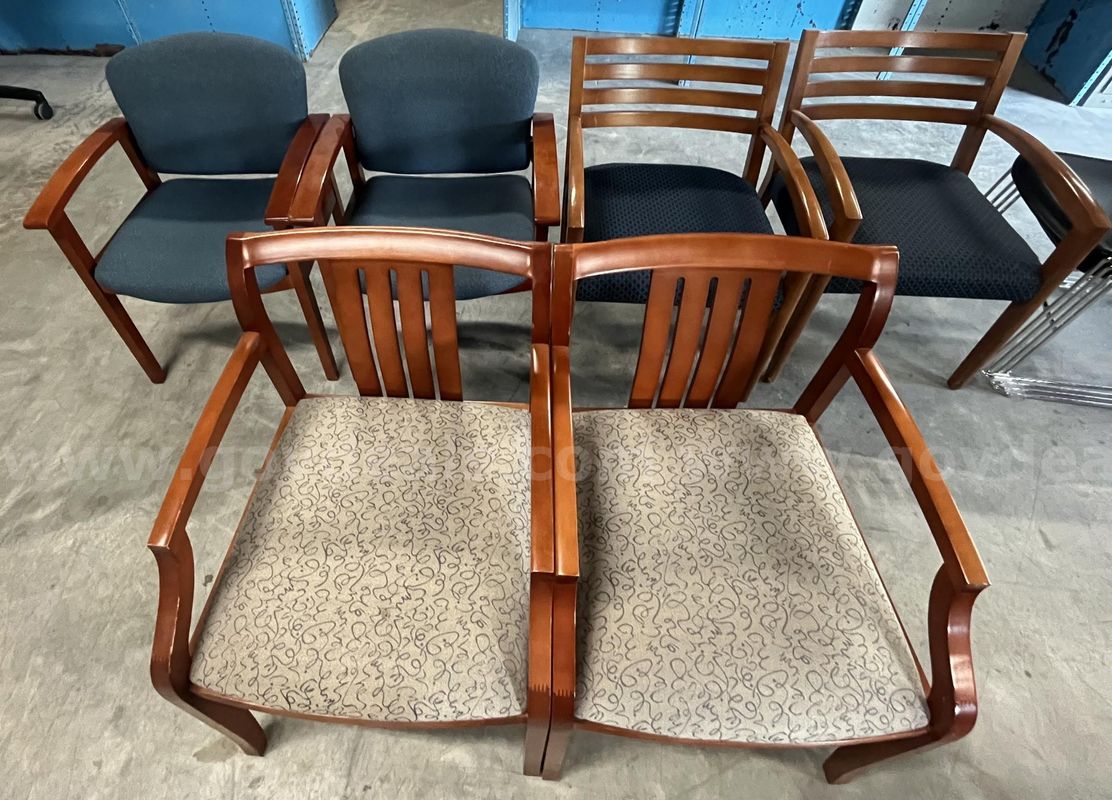 Lot of 6 Chairs