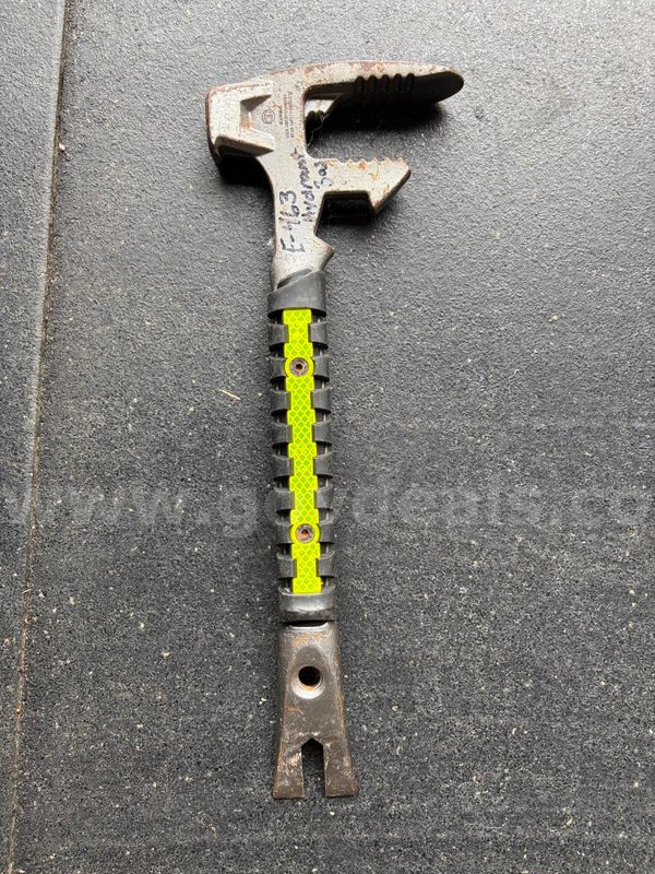 18” Stanley Forcible Entry (Fubar) Tool
