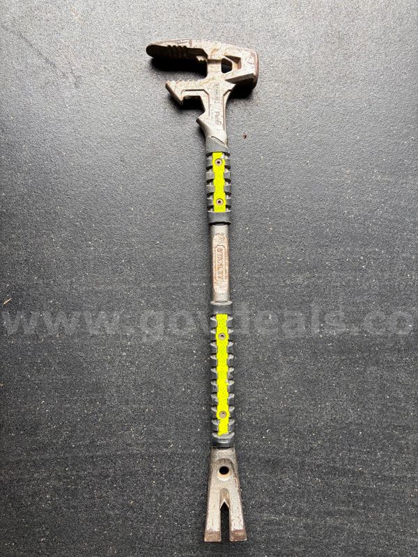 30" Stanley Forcible Entry (Fubar) Tool