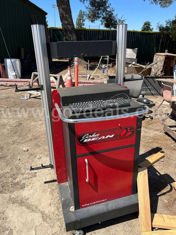 Wheel Alignment Machine