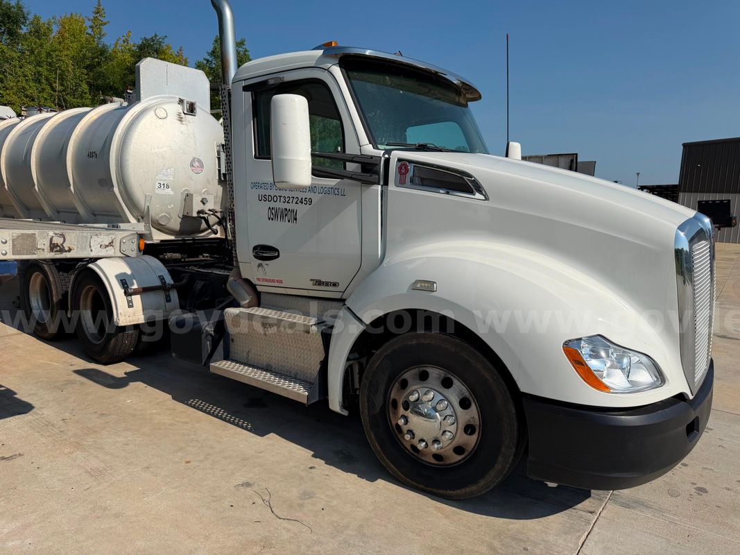 2015 Kenworth T680 T/A Automatic Wet Line Kit