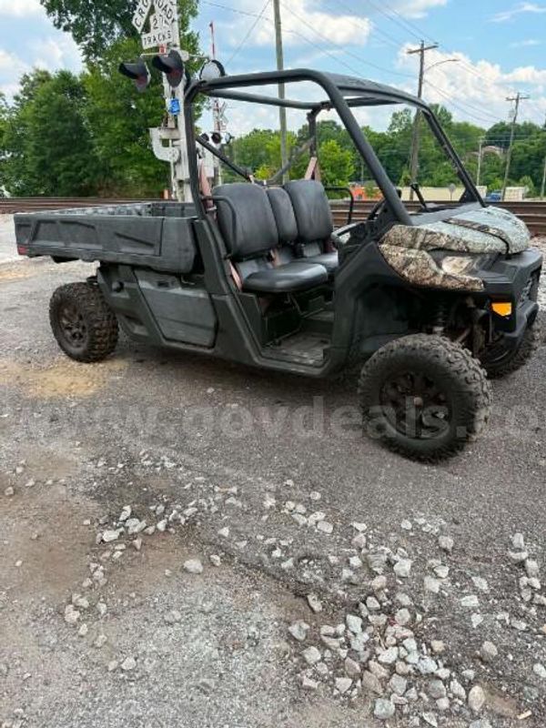 2020 Can am Pro Defender HD10 4x4