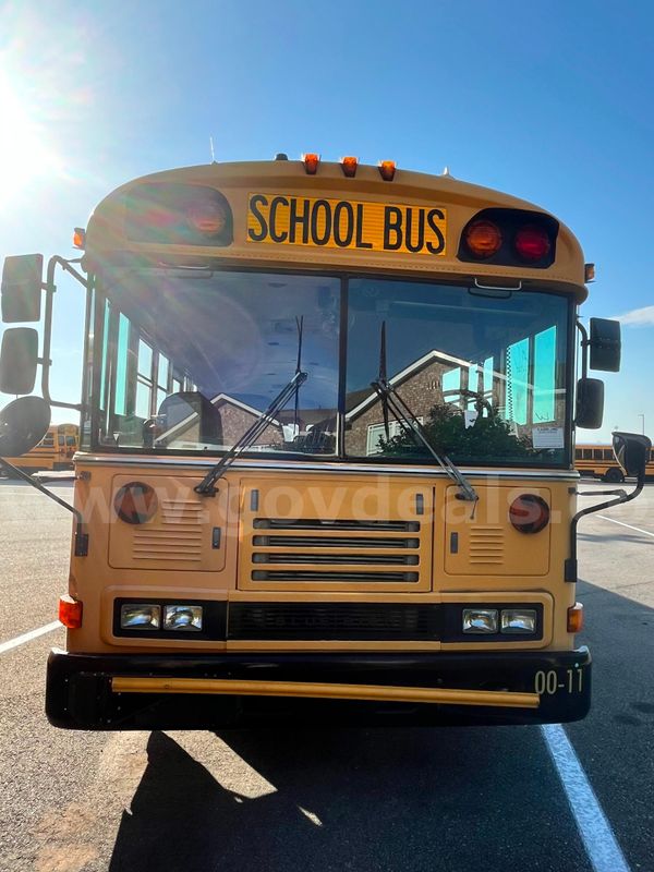 2000 Blue Bird School/Transit Bus - #2180 (CA2030)