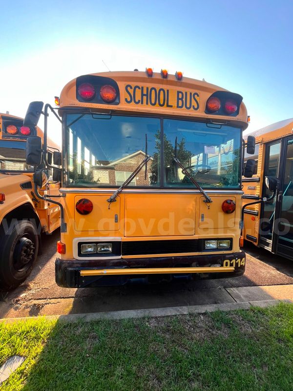 2001 Blue Bird All American/All Canadian #2183 (CA2049)