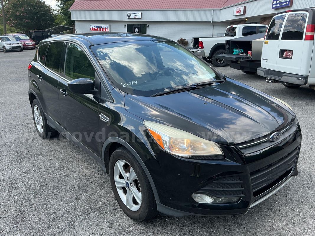 2014 Ford Escape SE 1.6L-automtic-runs/drives -NO RESERVE