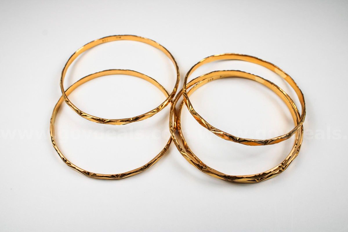 Set of Matching 18kt Gold Bangle Bracelets
