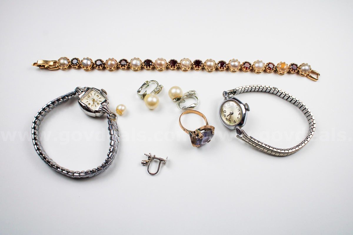 Gold & Costume Jewelry Lot