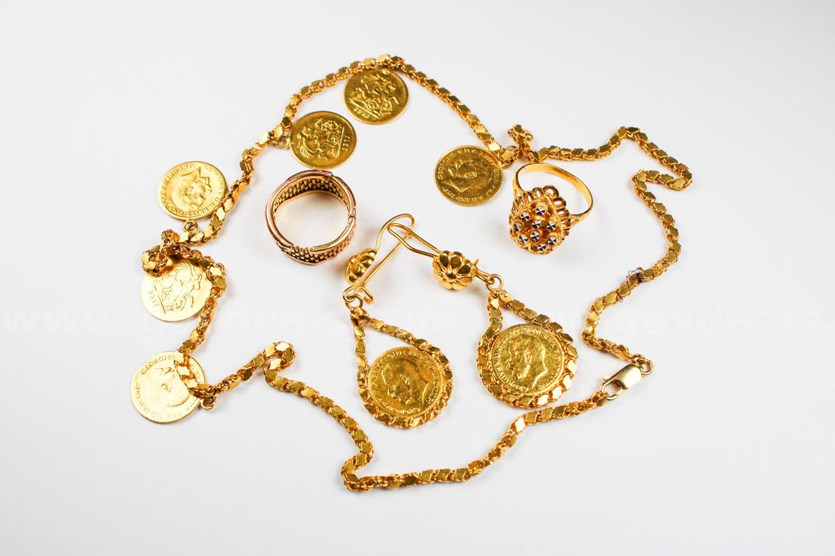18kt Gold Jewelry Lot