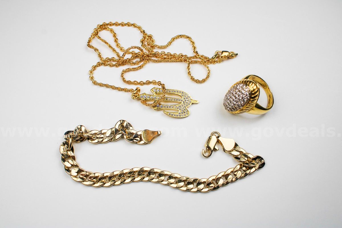 18kt Gold and Costume Jewelry Lot