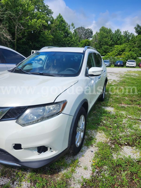 2014 Nissan Rogue S 2WD