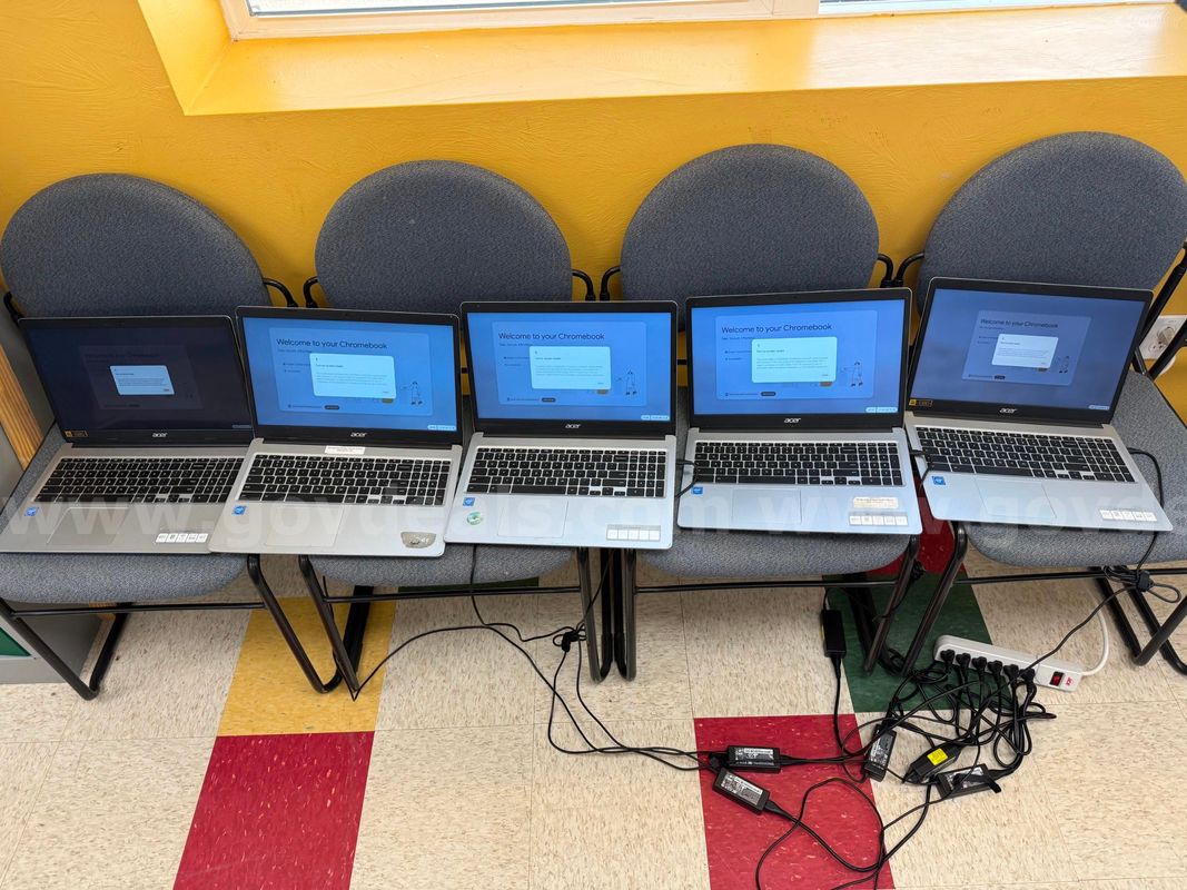 Lot of 5 - Acer CB315 - Touchscreen Chromebooks - LOT 26-02