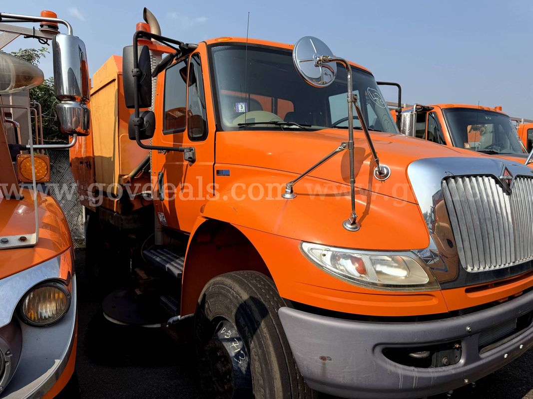 2012 International 4400 Schwarze Sweeper