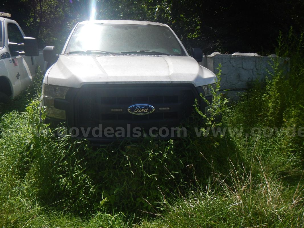 2016 Ford F-150 XL SuperCrew 5.5-ft. Bed 4WD