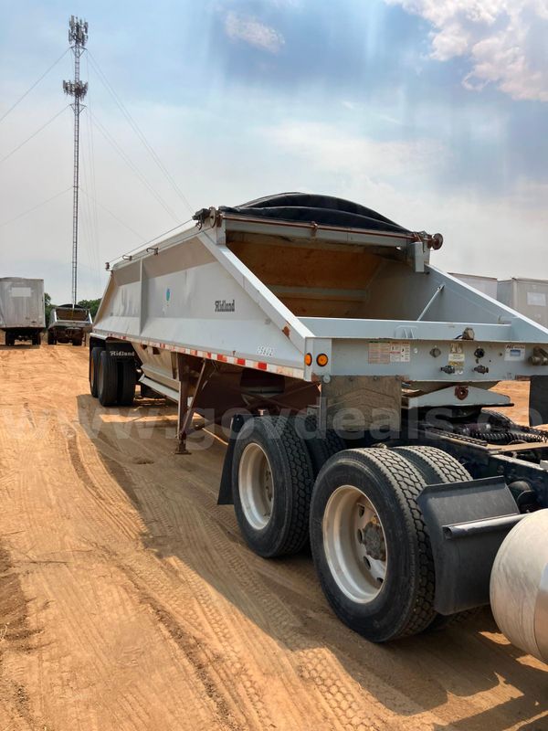 2003 Midland T/A 20CYD Belly Dump Trailer