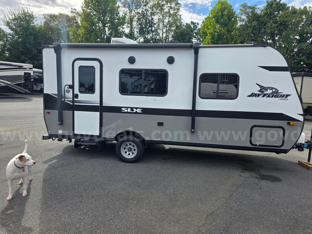 2022 Jayco Jay Flight 195RB Nice Lightweight Camper Great Shape