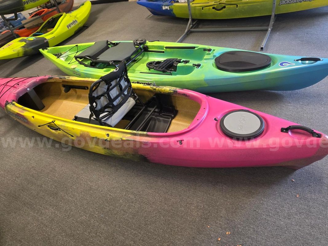 New Jackson Kayak Tripper 12