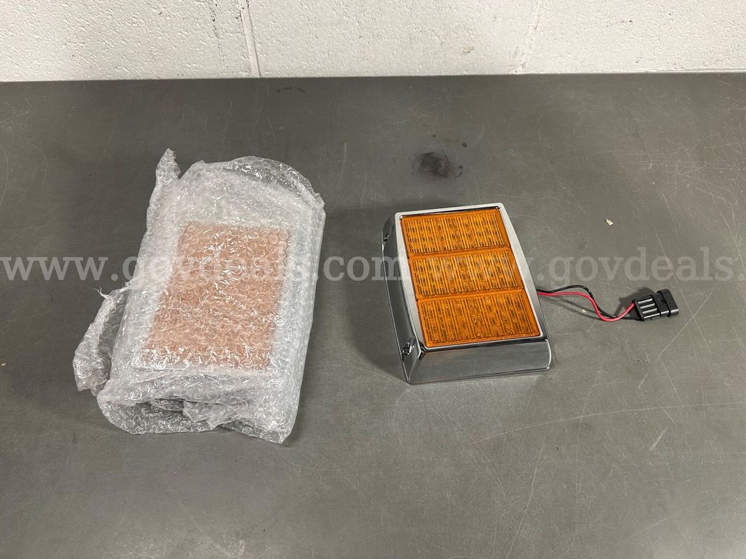 Brand New PAIR Federal Signal MOD3F Amber Warning Lights-WILL SHIP