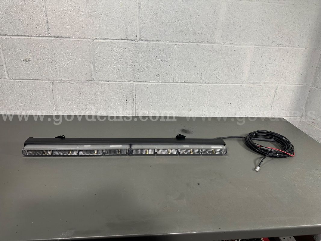 31" Federal Signal CN Signal Master Duo R/B/A Light Stick-WILL SHIP