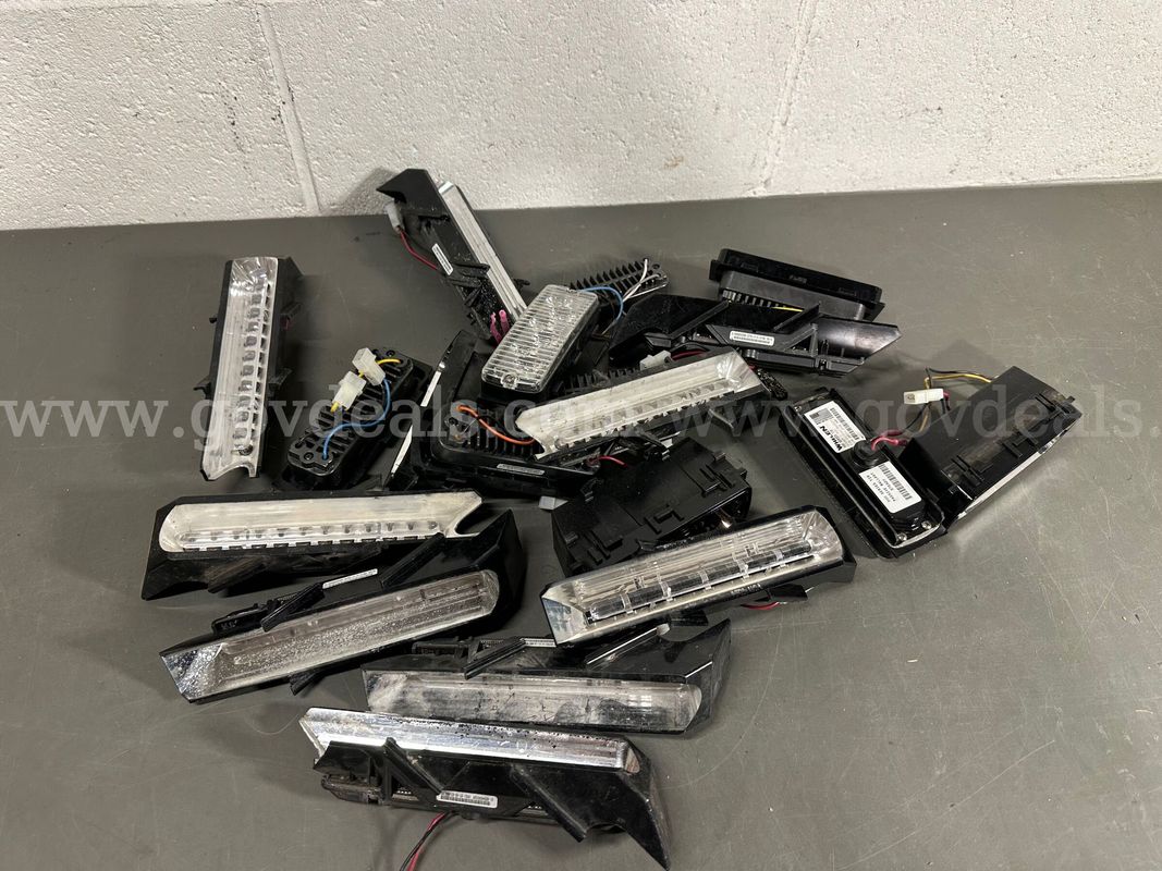Lot of Whelen RED Liberty Ext. Corners and 500 Heads -WILL SHIP