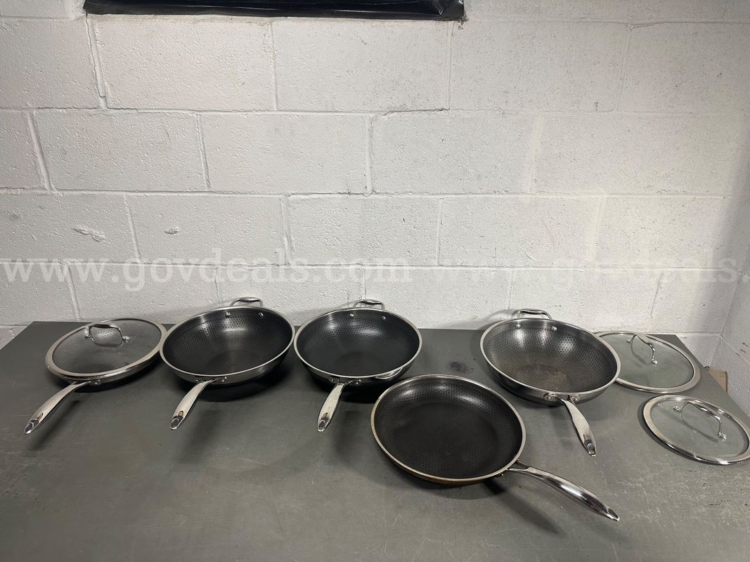 8 Piece Used Hexclad Cookware Set-WILL SHIP