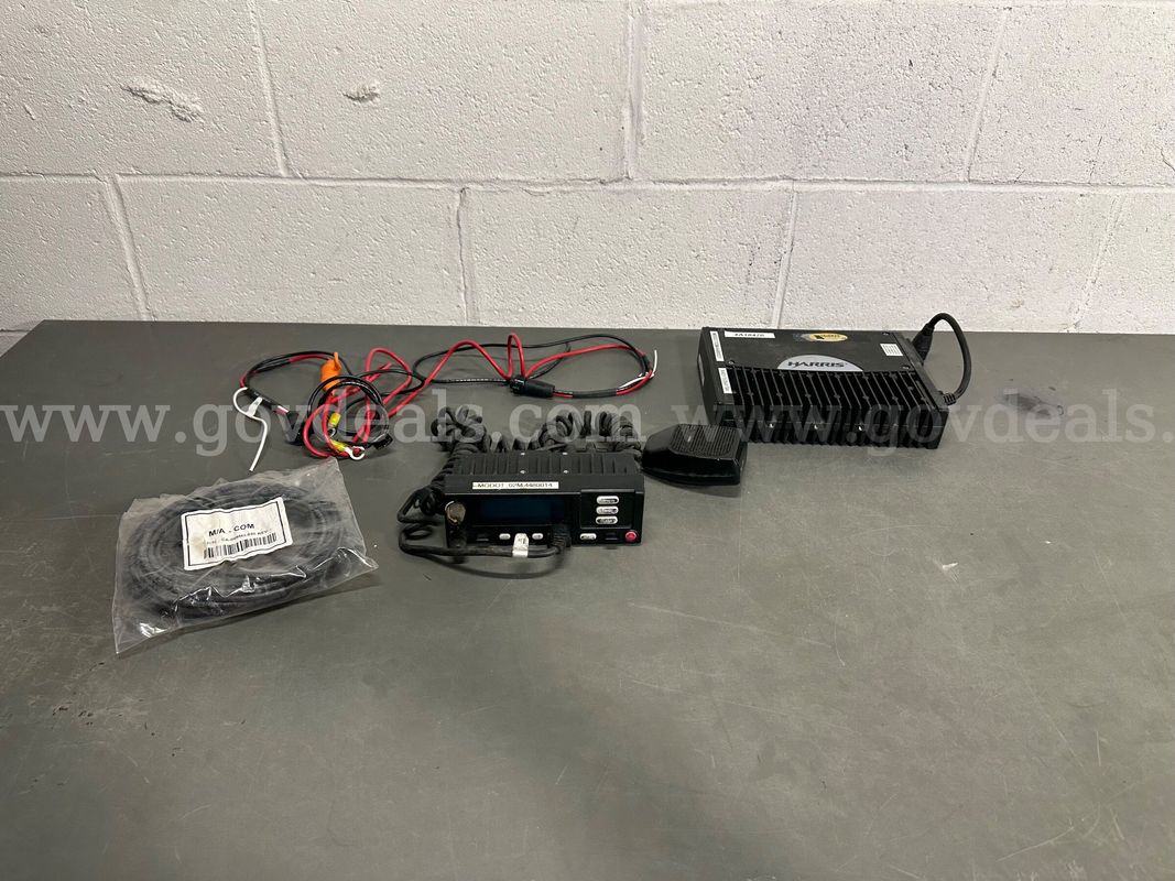 Last Complete Harris/Macom Remote Mount Mobile Radio-WILL SHIP