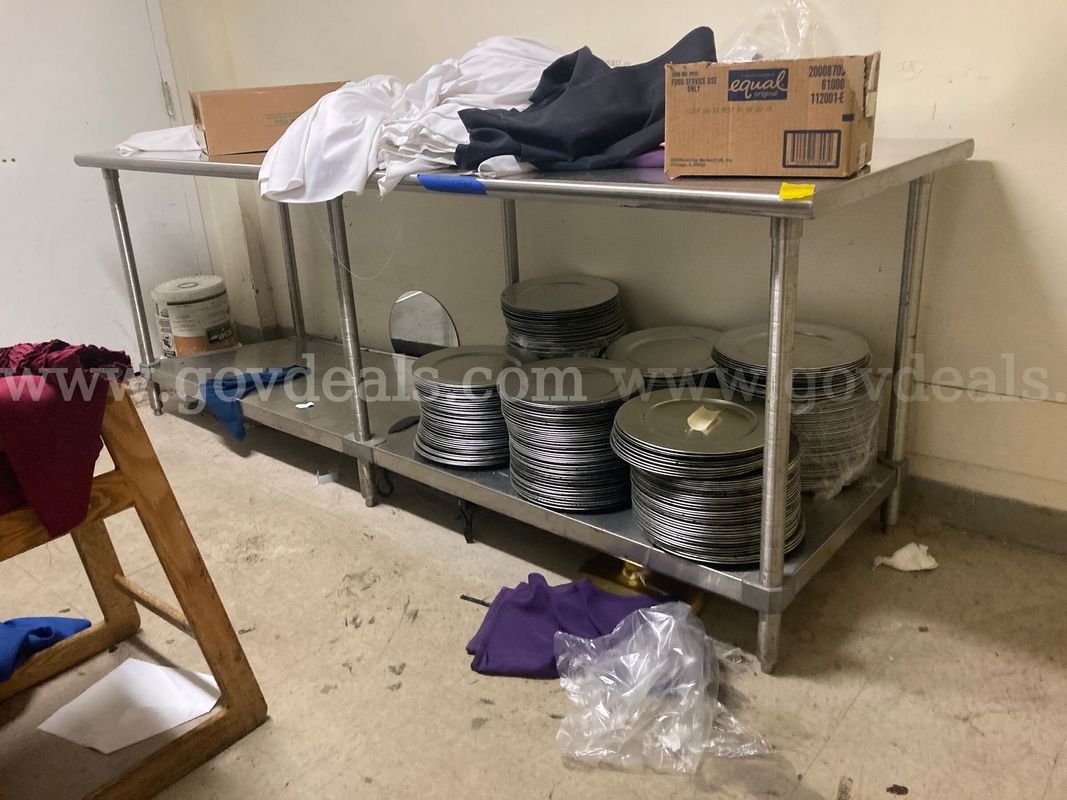 Mobile bar, bar support carts, stainless steel tables, tea dispensers, coffee maker